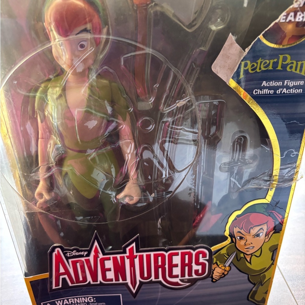 Disney Adventurers Peter Pan Figure with Accessories